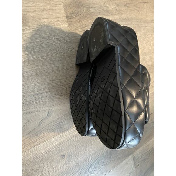 Chanel Leather Slides Interlocking CC Logo Women's Size 37 Black - Picture 6 of 10